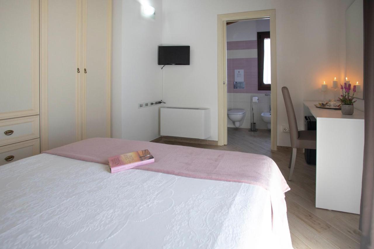 Irilor Luxury B&B Valledoria  Extérieur photo