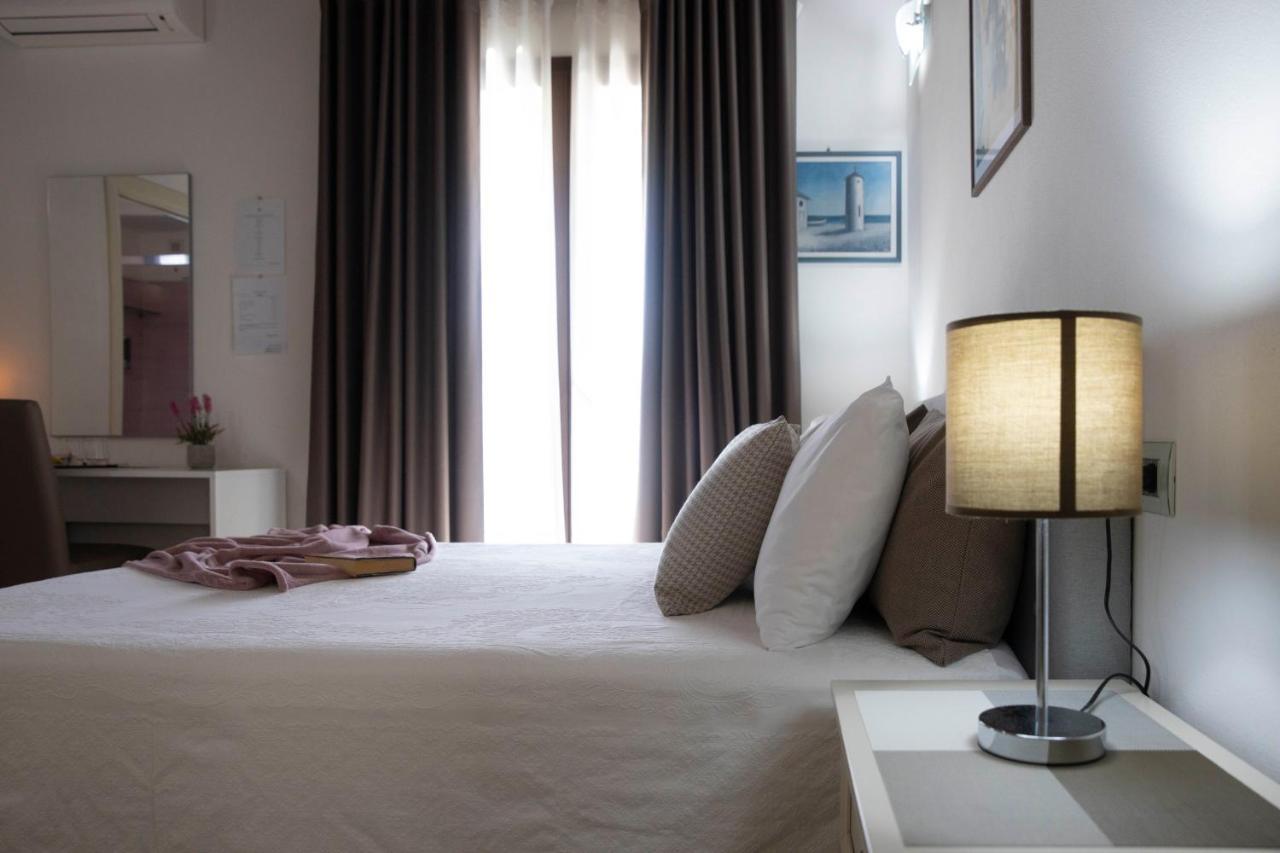 Irilor Luxury B&B Valledoria  Extérieur photo