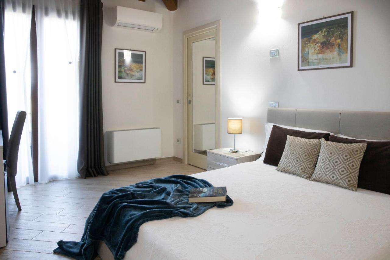 Irilor Luxury B&B Valledoria  Extérieur photo