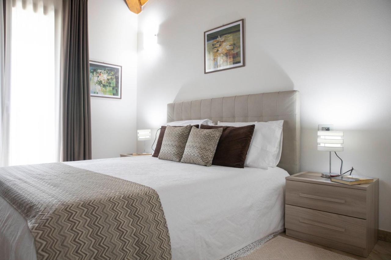 Irilor Luxury B&B Valledoria  Extérieur photo